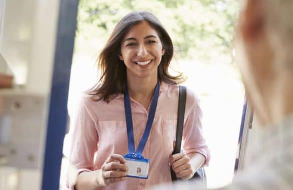 Voyager en Espagne avec une carte d’identité périmée : Conseils et informations à connaître
